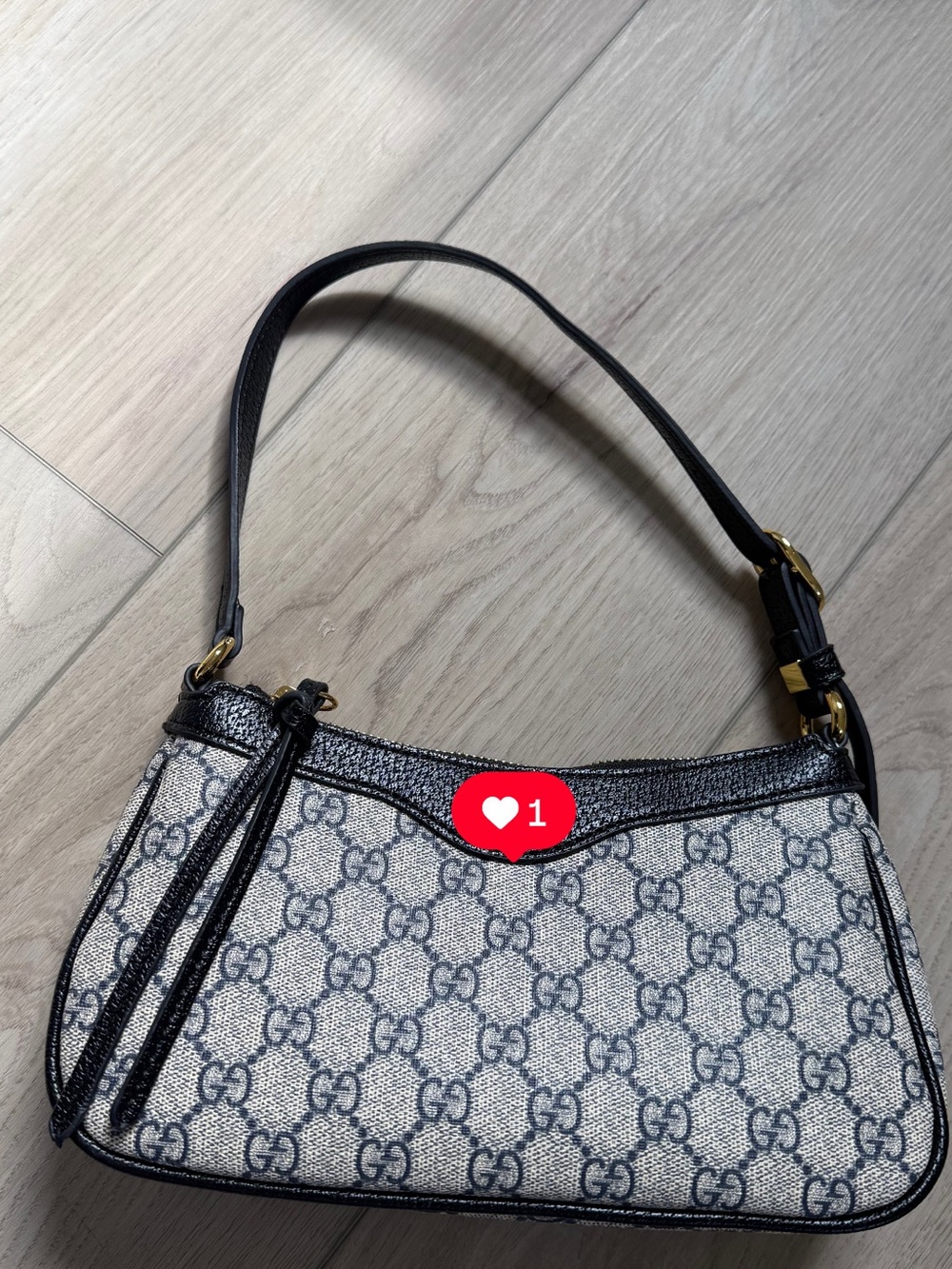 Source Unknown Beige and Black GG Canvas Shoulder Bag